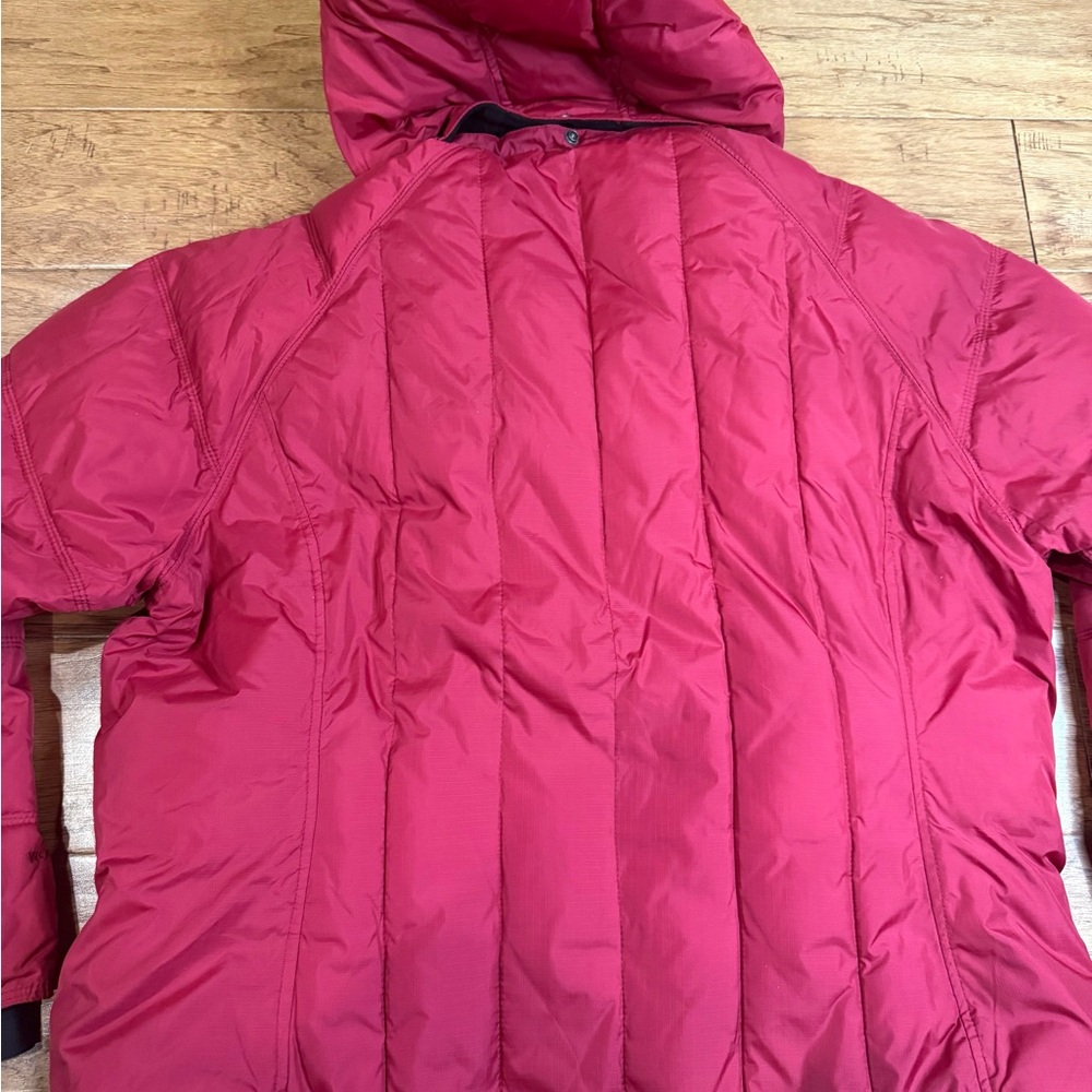 Woolrich Women’s Raspberry Puffer Jacket Size XL - Picture 9 of 9